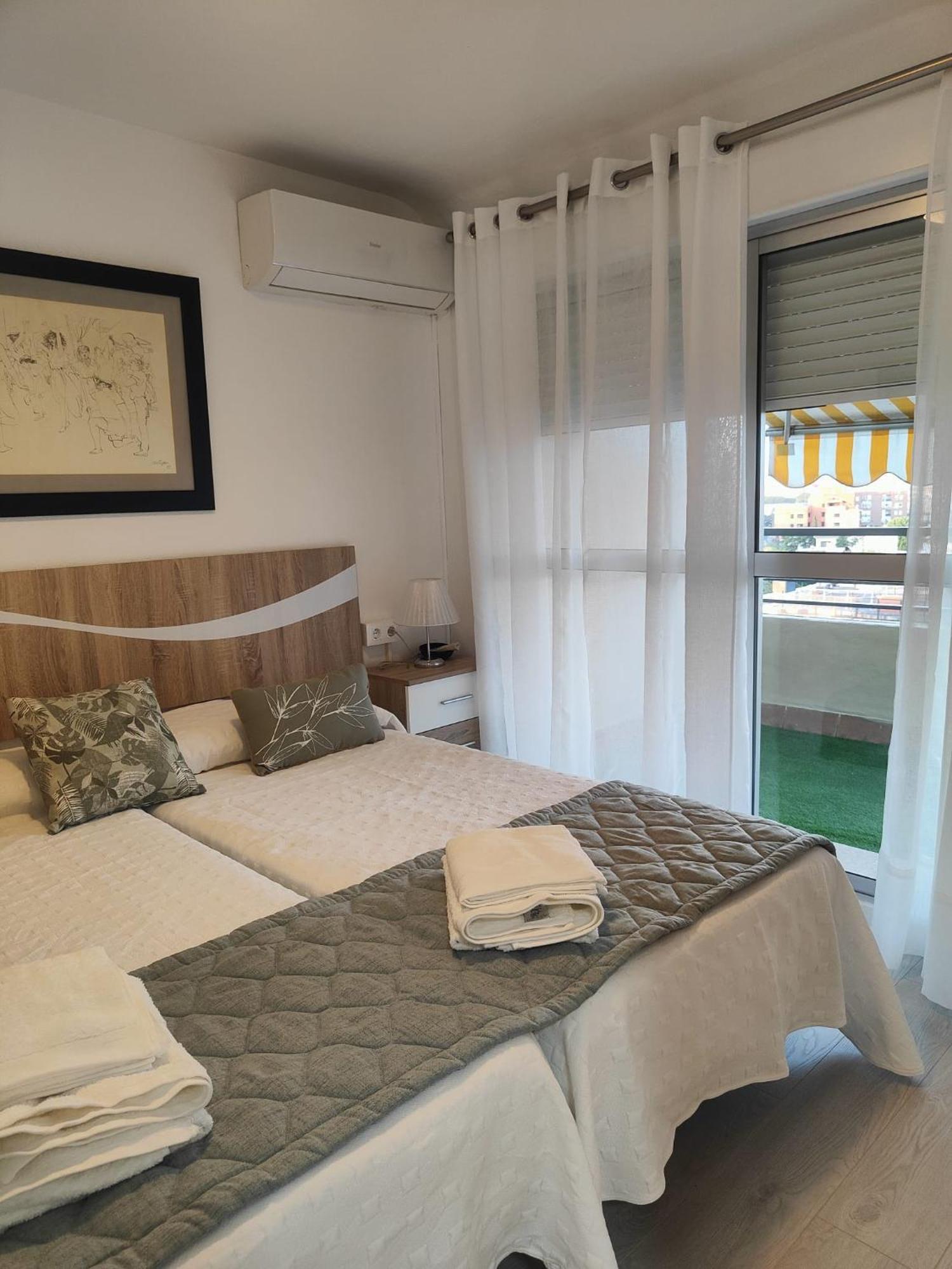 Agradable Duplex Terraza Virgen Del Rocio Apartment Sevilla Exterior foto